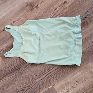Lululemon tank l teal aqua l YOGA wear l running gear l Size 8